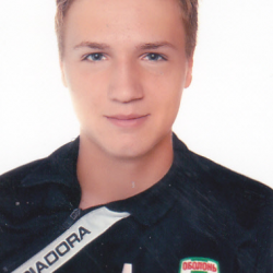 №4 Долженко Сергій (31.01.1998)